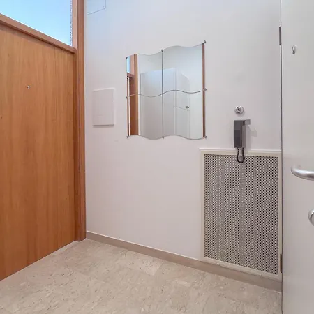 Vittorio Veneto - Urban Comfort By Host Hero *