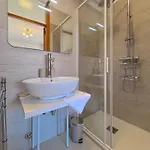 Vittorio Veneto - Urban Comfort By Host Hero *