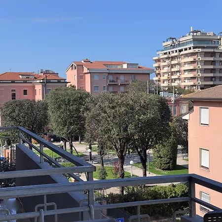 Vittorio Veneto - Urban Comfort By Host Hero * Чивитанова-Марке