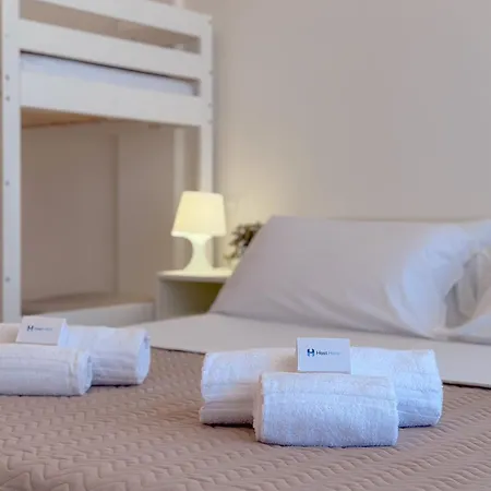 Vittorio Veneto - Urban Comfort By Host Hero *