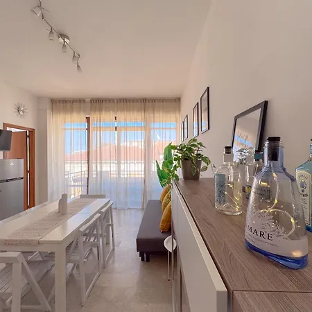 Vittorio Veneto - Urban Comfort By Host Hero * Civitanova Marche