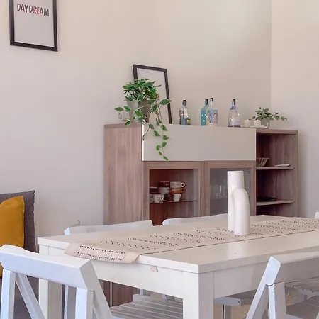 Vittorio Veneto - Urban Comfort By Host Hero